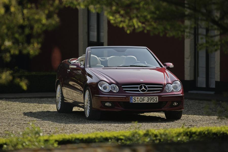  Mercedes-Benz CLK320 CDi Cabriolet 2007 года  (фото 1 из 35)